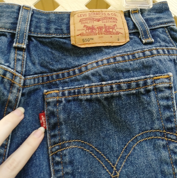 Vintage Levi's 550 Jeans - Picture 5 of 7